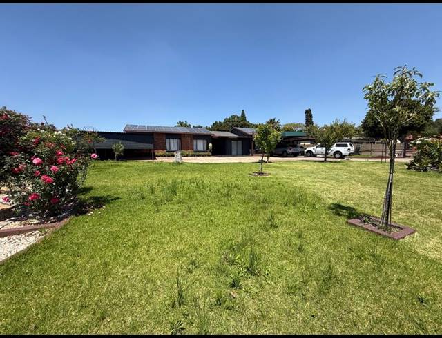 4 BEDROOM HOUSE FOR SALE IN THE REEDS
